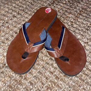 Tommy Hilfiger Red Slides with Signature Stripes 11 NWT TOMMY HILFIGER Mens Red Comfort Redder Round Toe Slip On  main image 2